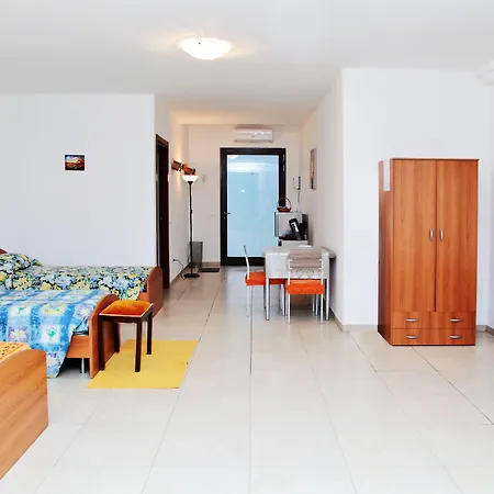 Affittacamere Valle Chiara 4*