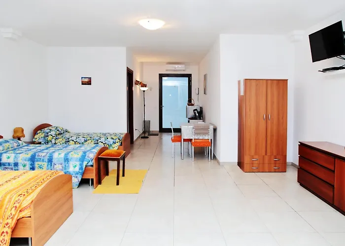 Affittacamere Valle Chiara 4*